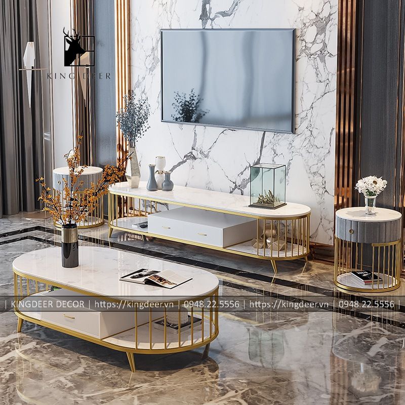 BTKTV_0654 Mã SP: KTV-014 Chất liệu: gỗ MDF, khung sắt sơn tĩnh điện, kính Kích thước tổng thể: (1800mmW x 400mmD x 450mmH) Yêu cầu lắp ráp: không Vận chuyển: 10 – 15ngày Bảo hành 12 tháng. Lưu ý: Đặt hàng theo yêu cầu bằng cách thêm mô tả sản phẩm cần đặt vào phần “ghi chú” dưới thông tin liên hệ khi đặt hàng. Hoặc bấm liên hệ chăm sóc khách hàng qua Zalo – Messenger – Hotline để được hỗ trợ.